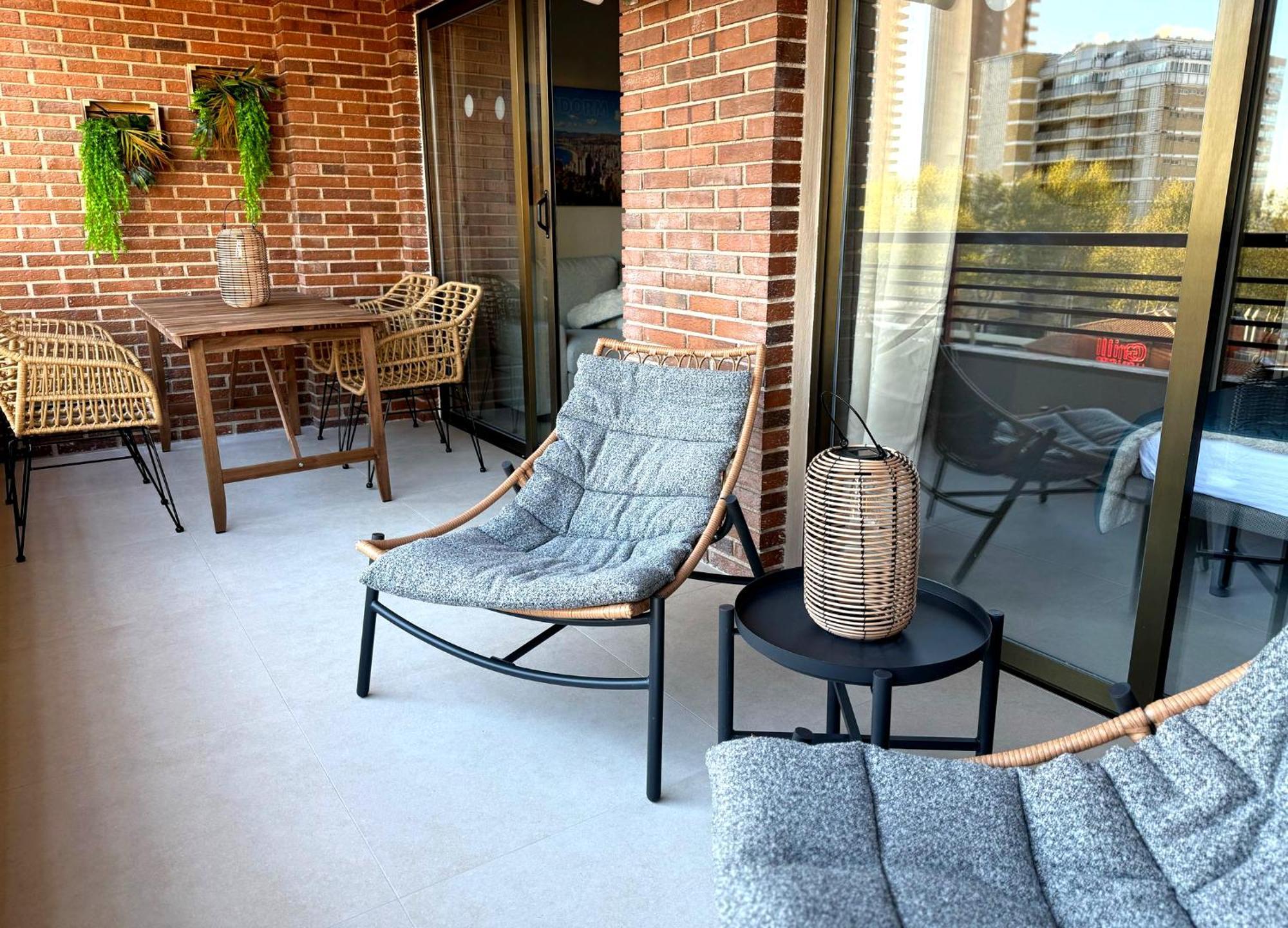 Gerona Square Apartment